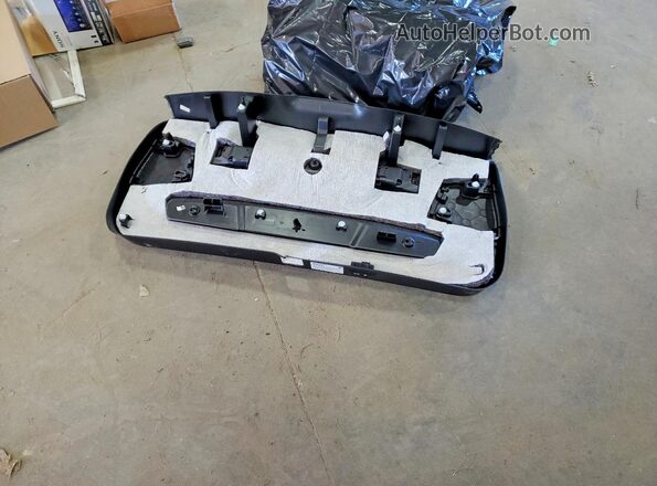 WBXHT3C59K5L37990 2019 BMW X1 Синий Вид наклейки с VIN-кодом