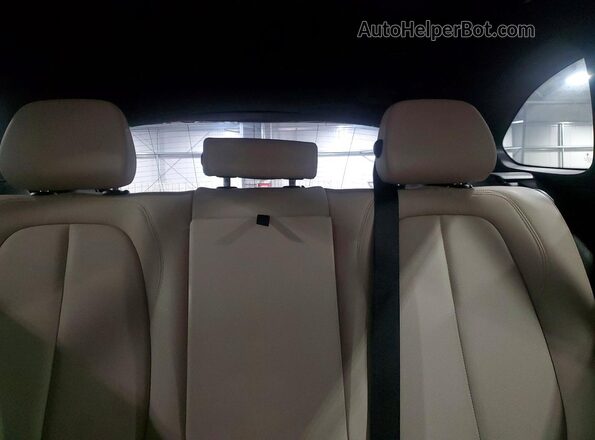 WBXHT3C5XK5L36797 2019 BMW X1 Black Вид задніх сидінь