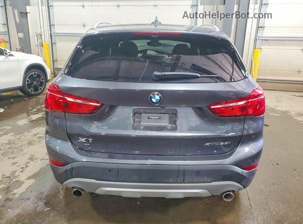 WBXHT3C5XK5L36797 2019 BMW X1 Black Вид ззаду