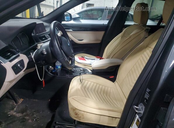 WBXHT3C5XK5L36797 2019 BMW X1 Black Вид салону спереду