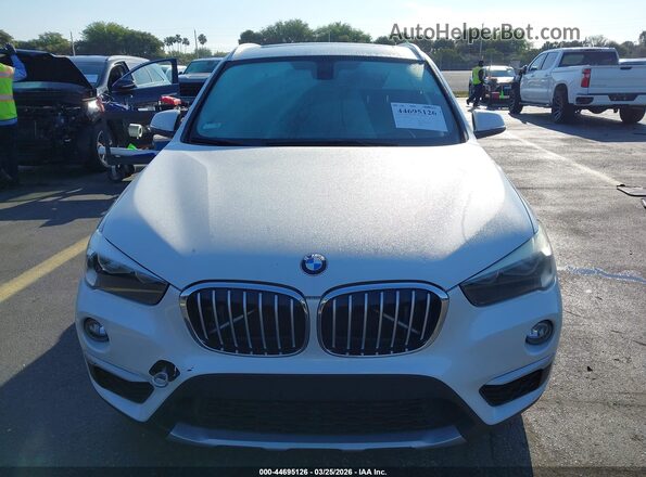 WBXHU7C32J5H43355 2018 BMW X1 Белый Вид щитка приборов