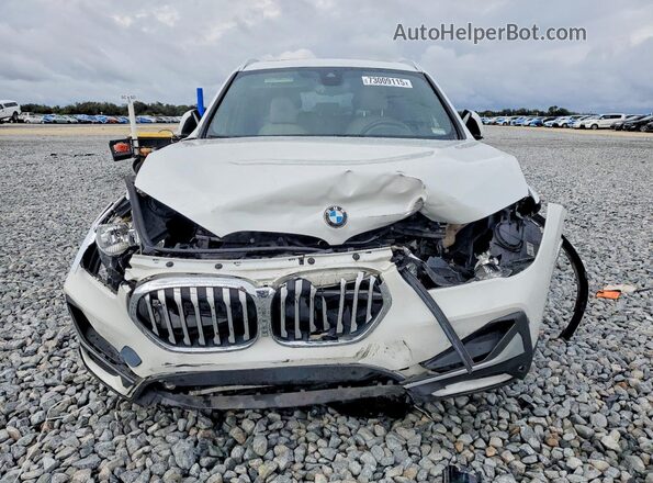 WBXJG7C01N5V20760 2022 BMW X1 White Դիմացի տեսք