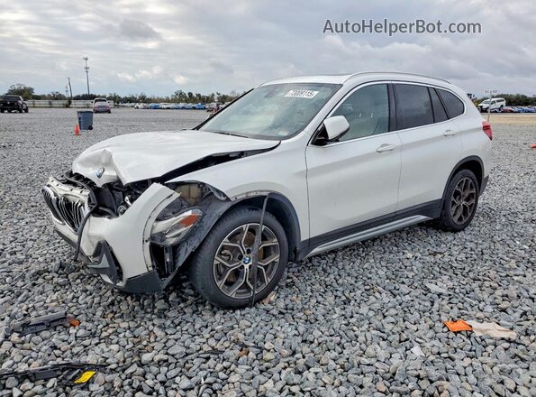 WBXJG7C01N5V20760 2022 BMW X1 White Առջևի ձախ երեք քառորդ տեսարան