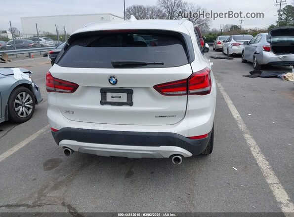 WBXJG7C04M5U36799 2021 BMW X1 White 