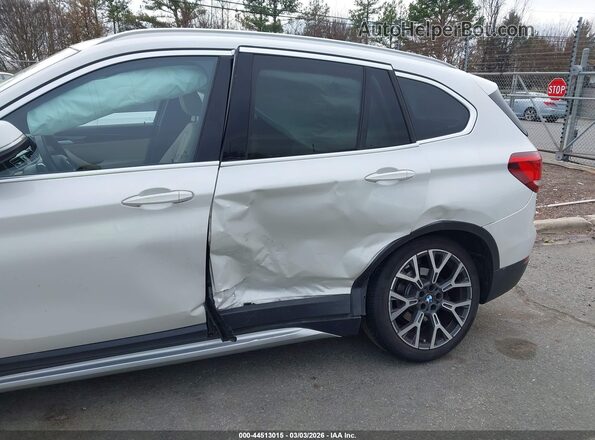 WBXJG7C04M5U36799 2021 BMW X1 White წინა ხედი