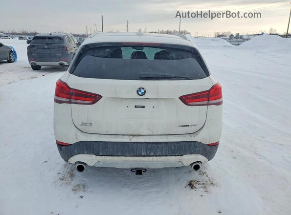 WBXJG9C07M5S43803 2021 BMW X1 White Rear view