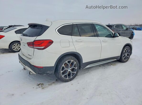 WBXJG9C07M5S43803 2021 BMW X1 White Rear right