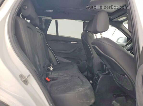 WBXJG9C07M5S43803 2021 BMW X1 White Rear interior view