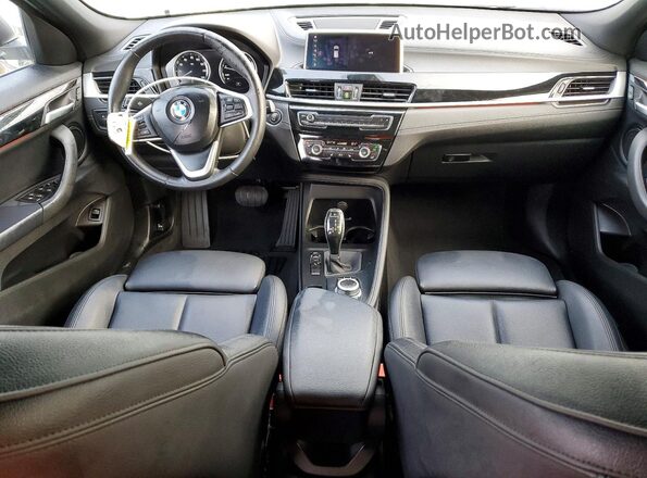 WBXYH9C00L5P96089 2020 BMW X2 Белый Вид панели приборов