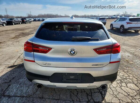 WBXYH9C04L5P15675 2020 BMW X2 Silver Widok z tyłu