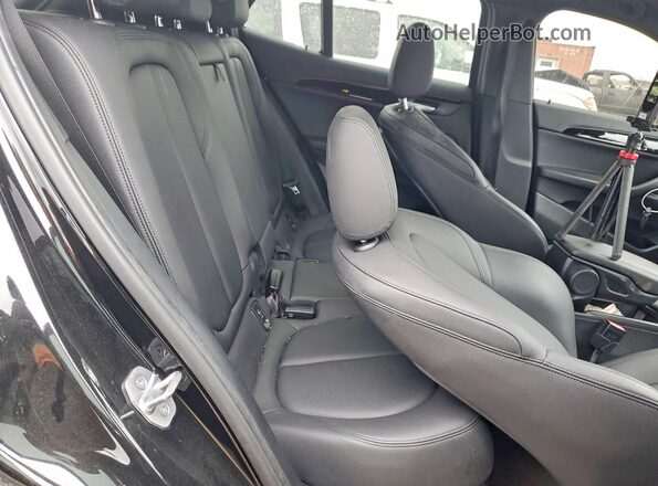 WBXYJ1C01L5R25768 2020 BMW X2 Black Rear interior view