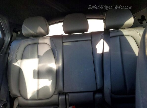WBXYJ1C05L5P69847 2020 BMW X2 Белый Вид задних сидений