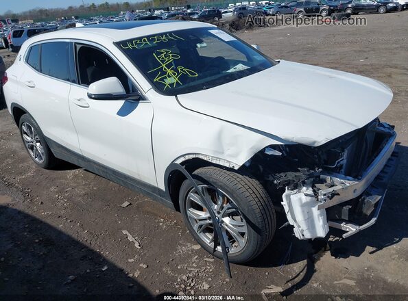 WBXYJ1C06M5S12138 2021 BMW X2 Белый Передняя правая четверть