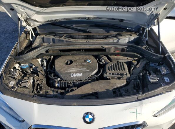 WBXYJ3C32JEJ91290 2018 BMW X2 Белый Вид задней части салона