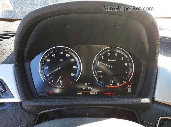 WBXYJ3C36JEJ82835 2018 BMW X2 Серый Вид щитка приборов