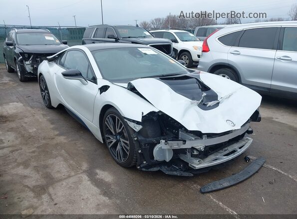 WBY2Z4C57K7E89845 2019 BMW I8 Белый Передняя правая четверть
