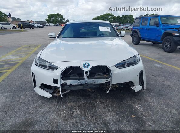 WBY43HD04SFT98264 2025 BMW I4 Белый Вид щитка приборов