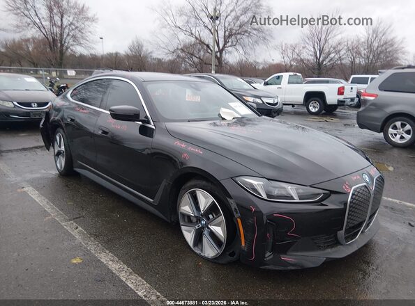 WBY43HD05SFT90819 2025 BMW I4 Черный Передняя правая четверть