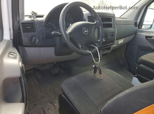 WD3PE8DD6GP247790 2016 MERCEDES-BENZ SPRINTER Белый Вид панели приборов