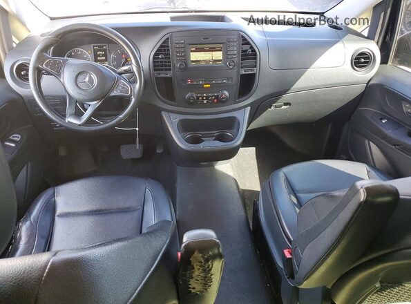 WD4PG2EE5K3516503 2019 MERCEDES-BENZ METRIS Черный Вид панели приборов