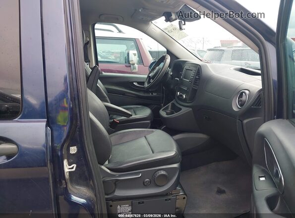 WD4PG2EE6G3097133 2016 MERCEDES-BENZ METRIS Blue Vista interior delantera