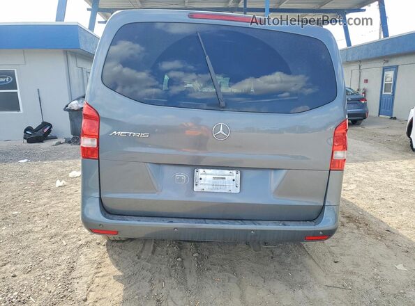 WD4PG2EE7G3090952 2016 MERCEDES-BENZ METRIS Gray Widok z tyłu