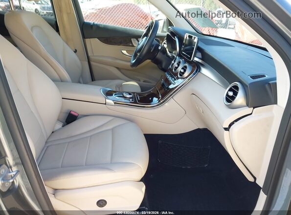 WDC0G4JB3JV044947 2018 MERCEDES-BENZ GLC 300 Серый Вид салона спереди