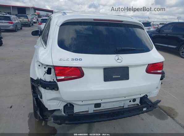 WDC0G4JB4GF016044 2016 MERCEDES-BENZ GLC 300 Белый Вид спереди