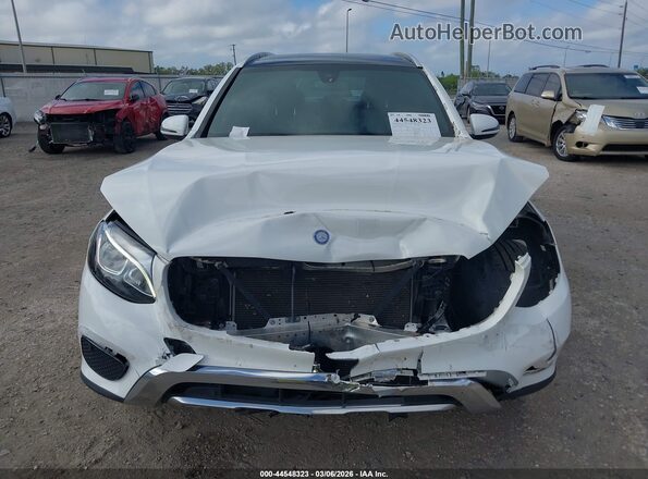 WDC0G4JB5HV002452 2017 MERCEDES-BENZ GLC 300 Белый Вид щитка приборов