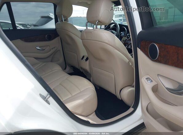 WDC0G4JB5JV073107 2018 MERCEDES-BENZ GLC 300 Белый Вид наклейки с VIN-кодом