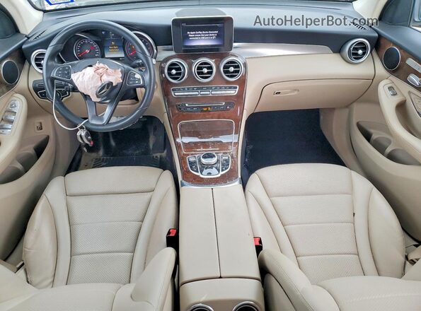 WDC0G4JBXJV027658 2018 MERCEDES-BENZ GLC-CLASS Серый Вид панели приборов