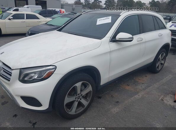 WDC0G4JBXKF671611 2019 MERCEDES-BENZ GLC 300 Белый Передняя левая четверть