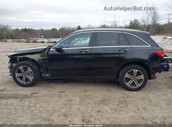 WDC0G4KB6HV011840 2017 MERCEDES-BENZ GLC 300 Черный 