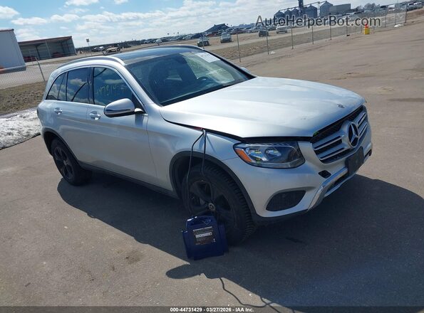 WDC0G4KB6JV087354 2018 MERCEDES-BENZ GLC 300 Серебряный Передняя правая четверть