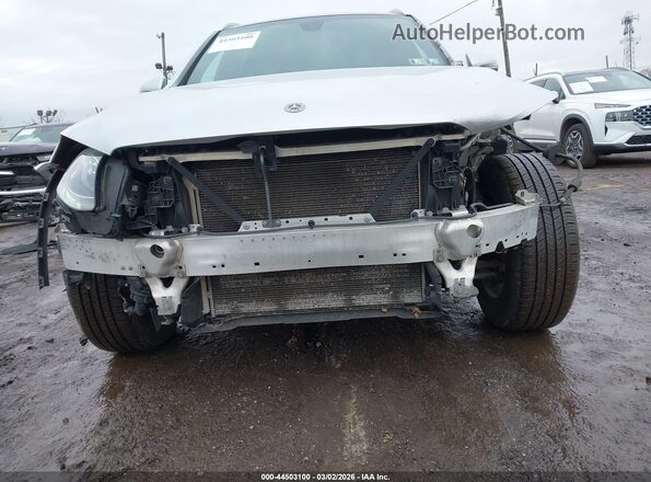 WDC0G4KB6JV099620 2018 MERCEDES-BENZ GLC 300 Серебряный Вид спереди
