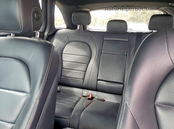 WDC0G4KB6KV158697 2019 MERCEDES-BENZ GLC-CLASS Black Вид задніх сидінь