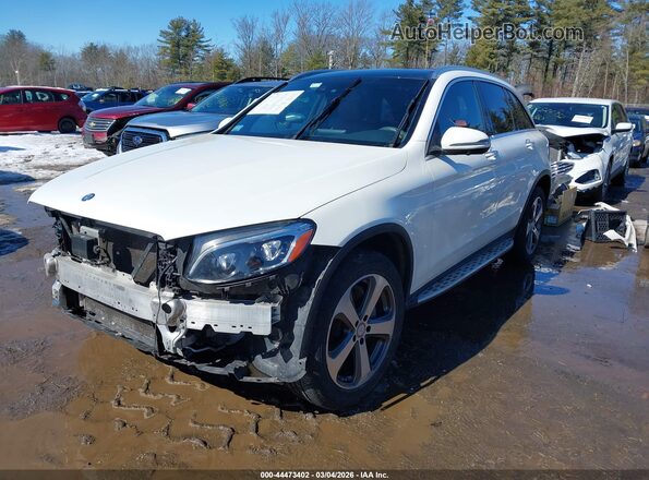 WDC0G4KB7HF195079 2017 MERCEDES-BENZ GLC 300 Белый Передняя левая четверть