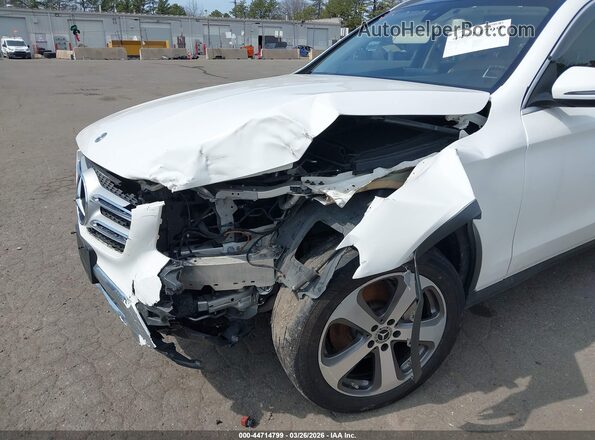 WDC0G4KB7KV126969 2019 MERCEDES-BENZ GLC 300 White Front view