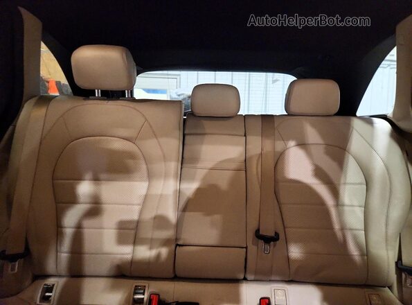WDC0G4KB8HV007515 2017 MERCEDES-BENZ GLC-CLASS White უკანა სავარძლების ხედი