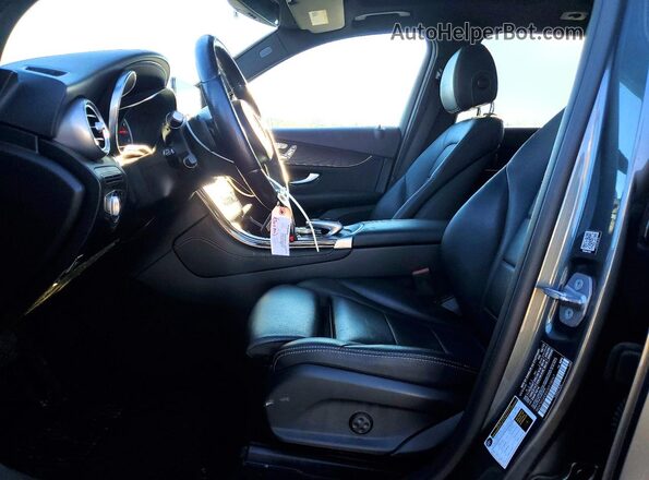 WDC0G4KBXJV018067 2018 MERCEDES-BENZ GLC-CLASS Серый Вид салона спереди
