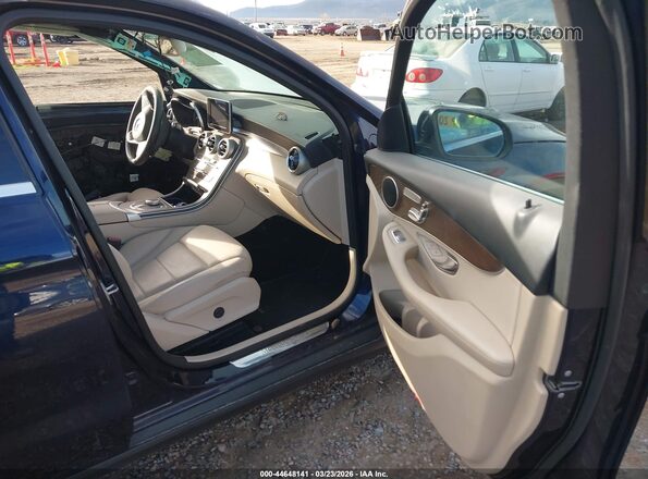 WDC0G4KBXJV036181 2018 MERCEDES-BENZ GLC 300 Синий Вид салона спереди