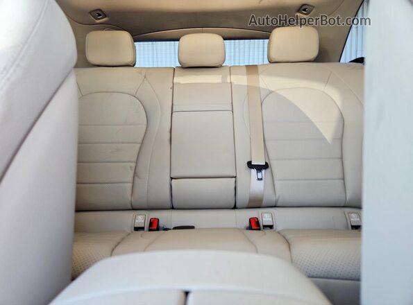 WDC0G5EB0KF543488 2019 MERCEDES-BENZ GLC-CLASS Blue Widok tylnych siedzeń