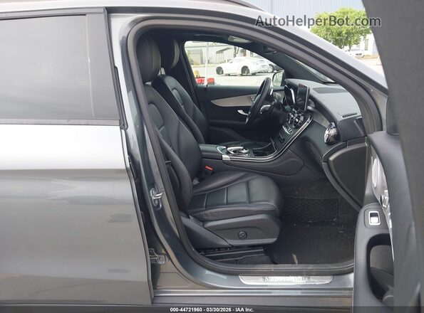 WDC0G5EBXKF561934 2019 MERCEDES-BENZ GLC 350E Серый Вид салона спереди