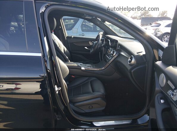 WDC0G8DB3LF727473 2020 MERCEDES-BENZ GLC 300 Black Front interior view