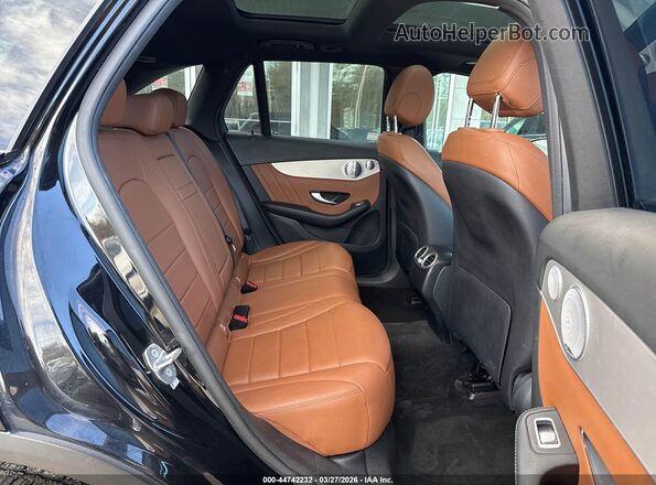 WDC0G8EB4LF689590 2020 MERCEDES-BENZ GLC 300 Черный Вид наклейки с VIN-кодом