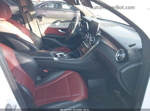 WDC0J4KB2KF663972 2019 MERCEDES-BENZ GLC 300 COUPE Белый Вид салона спереди