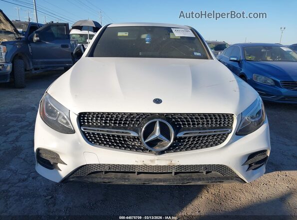 WDC0J4KB2KF663972 2019 MERCEDES-BENZ GLC 300 COUPE Белый Вид панели приборов