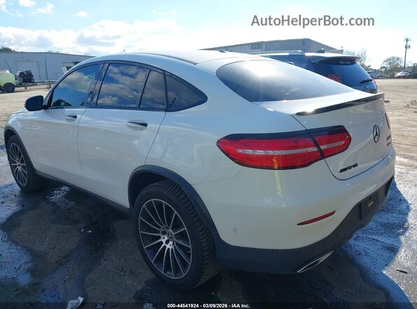 WDC0J4KB4KF588689 2019 MERCEDES-BENZ GLC 300 COUPE Белый Панорамный вид салона 360°