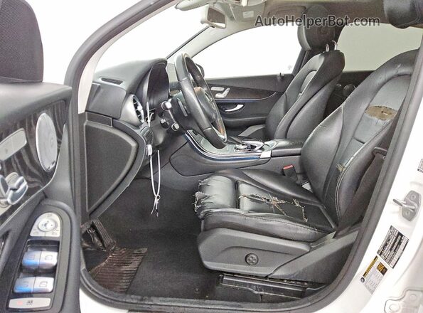 WDC0J4KB6HF245777 2017 MERCEDES-BENZ GLC-CLASS Белый Вид салона спереди
