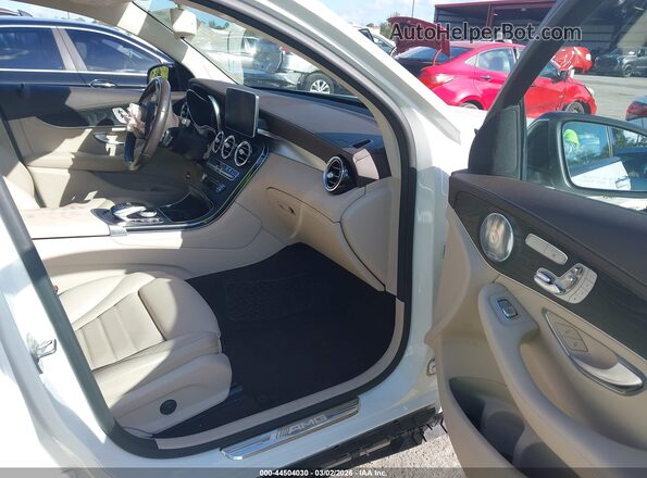WDC0J6EB9HF225580 2017 MERCEDES-BENZ AMG GLE 43 COUPE Белый Вид салона спереди